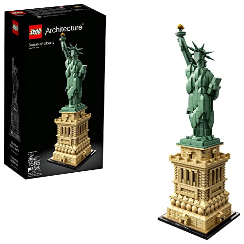 LEGO Architecture: Landmark Series - Statue of Liberty (21042, 1685-Piece) Deal