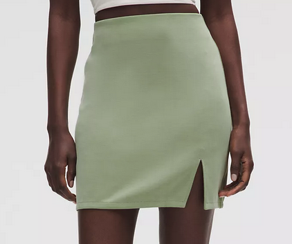 Lululemon Women's Softstreme High-Rise Mini Skirt (Desert Green)