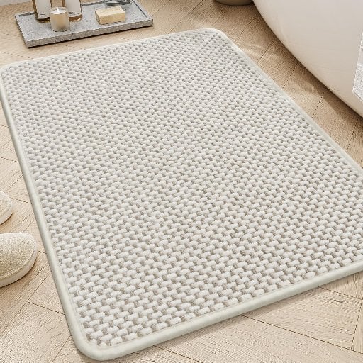 AMOAMI 17" x 24" Chenille Non-Slip Bath Mat Deal