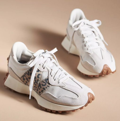 New Balance Exclusive 327 Sneakers Deal
