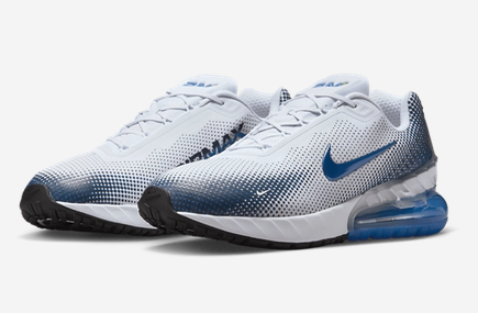 Nike Air Max Phoenix Sneaker