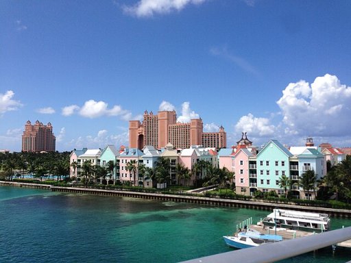 Roundtrip Charleston SC to Nassau Bahamas Airfare on American Airlines