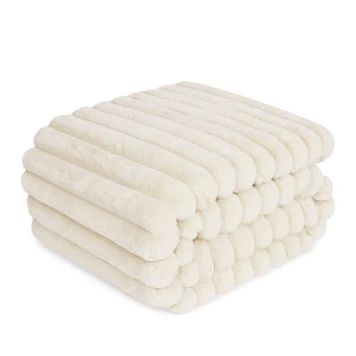 ZakaPaws Waterproof Reversible Plush Pet Blanket 30"x40" Deal