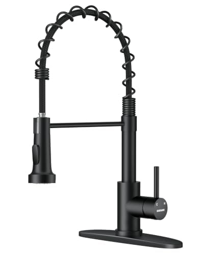 WEWE Single-Handle Pull-Down Kitchen & Bar Sink Faucet in Matte Black