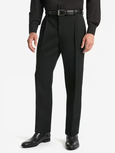 Men's Chaps Pleated Classic Fit Dress Pants in Black