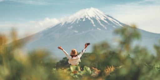 Japan 6-Night Vacation Package incl. Flights & Hiroshima Deal