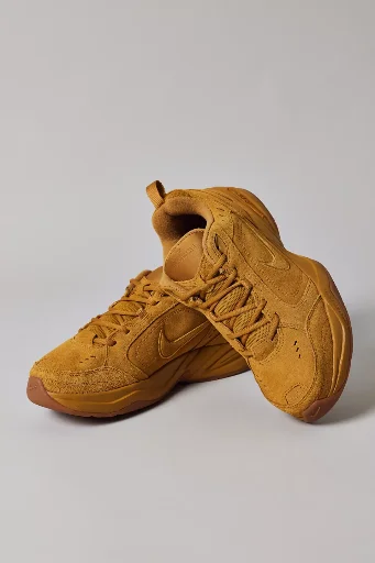 Nike Men's Air Monarch SE Sneaker (Wheat/Wheat-Gum/Med Brown) Deal