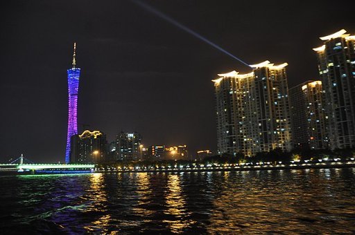 Roundtrip Los Angeles to Guangzhou China Airfares w/ 2 Free Checked Bags