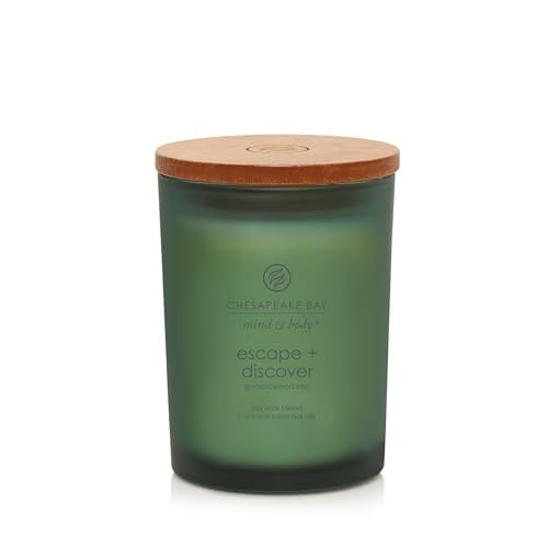 Chesapeake Bay Candle Medium Jar Candle Escape + Discover