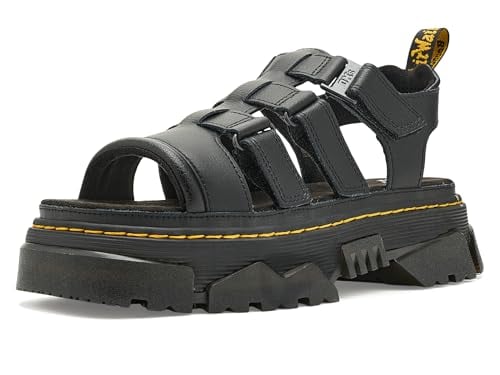 Dr. Martens Womens Mattison 3S Black Deal