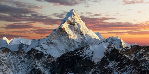 Guided 17-Day Trek to Mount Everest Base Camp including Flights Deal