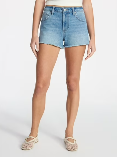 No Boundaries Women's Mid-Rise Denim Shorts, 3 in Inseam