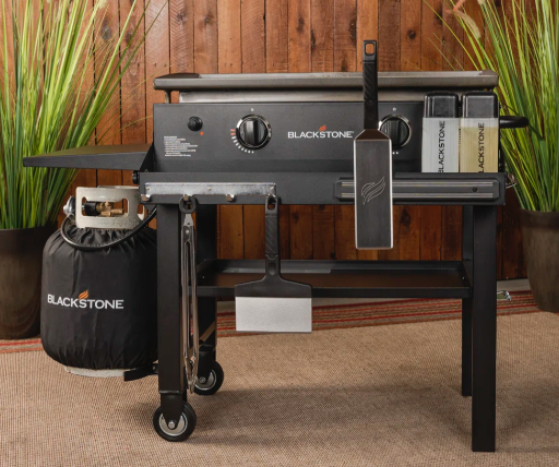 Blackstone 28″ Griddle with Front Shelf and Soft Cover