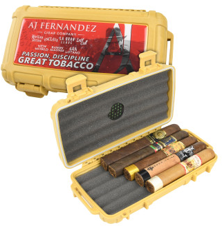 AJ Fernandez Fiver-Flight Cigar Caddy Combo