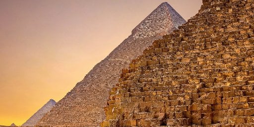 9-Day Egypt Guided Tour Package with Flights, Nile Cruise & Train