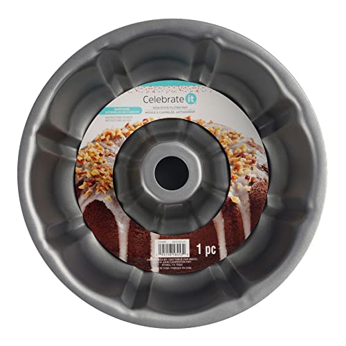 Wilton Perfect Results Premium Non-Stick Fluted Tube Pan 9.51" Deal