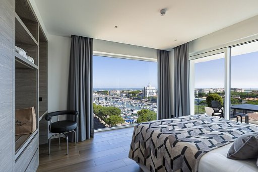 Citi Merchant Offer: 4% Back on Luxury Escapes Hotel, Tours, or Cruise Purchases