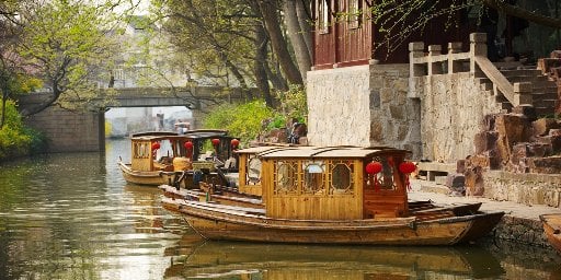 Tour China & Hong Kong Visa-free w/air Deal