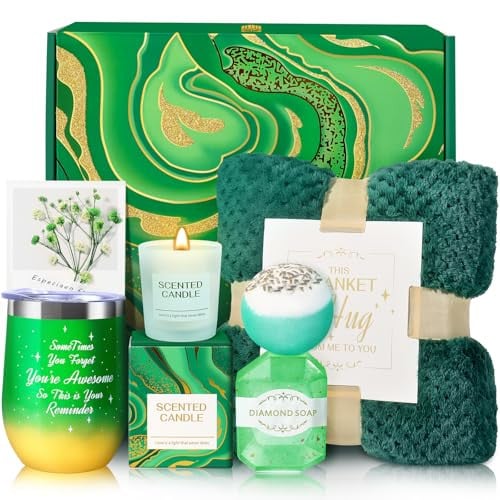 BodyRefresh Relaxing Spa Gift Basket w/ Blanket (Green or Lavender) Deal