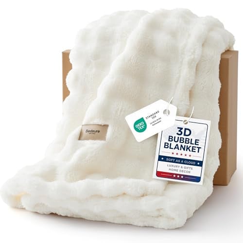Bedsure 3D Fleece Bubble Blanket Throw Deal
