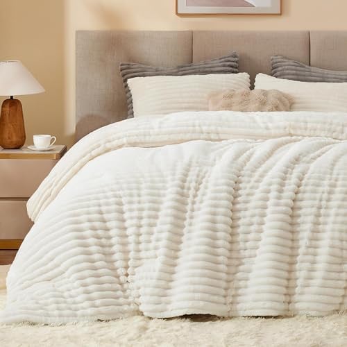 BEDELITE Fleece Queen Comforter Set (Cream White) Deal