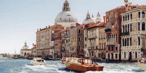 Italy Escorted Weeklong Tour w/ International Flights