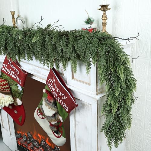 Realistic Christmas Garland
